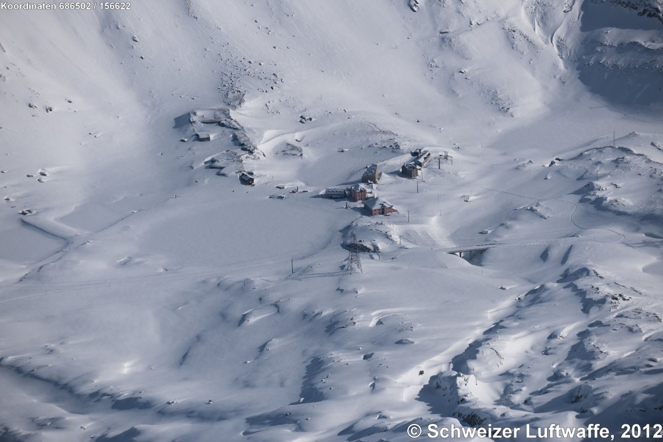 Eindrücke einer Winterlandschaft: Ospizio San Gottardo am 2. Januar 2012